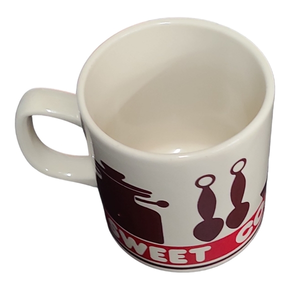 2 VINTAGE Sweet Coffee & Coffe Black Mugs - Picture 15 of 16